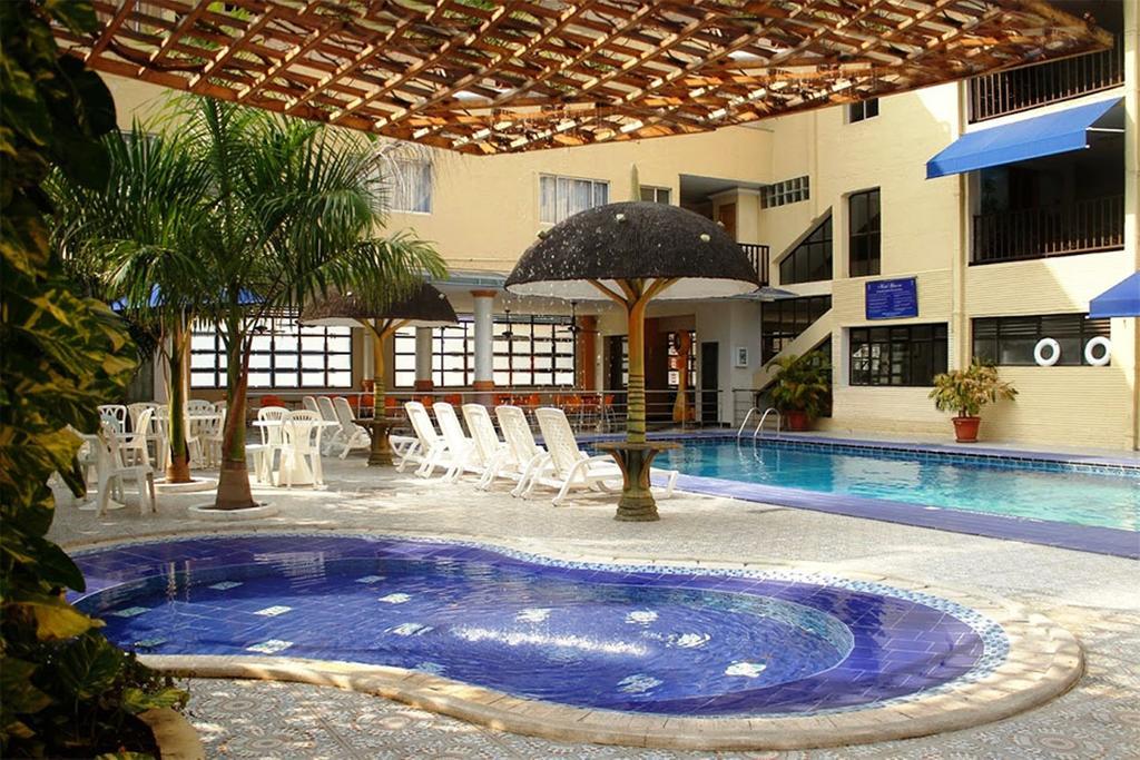 Hotel Genova Centro Barranquilla  Buitenkant foto